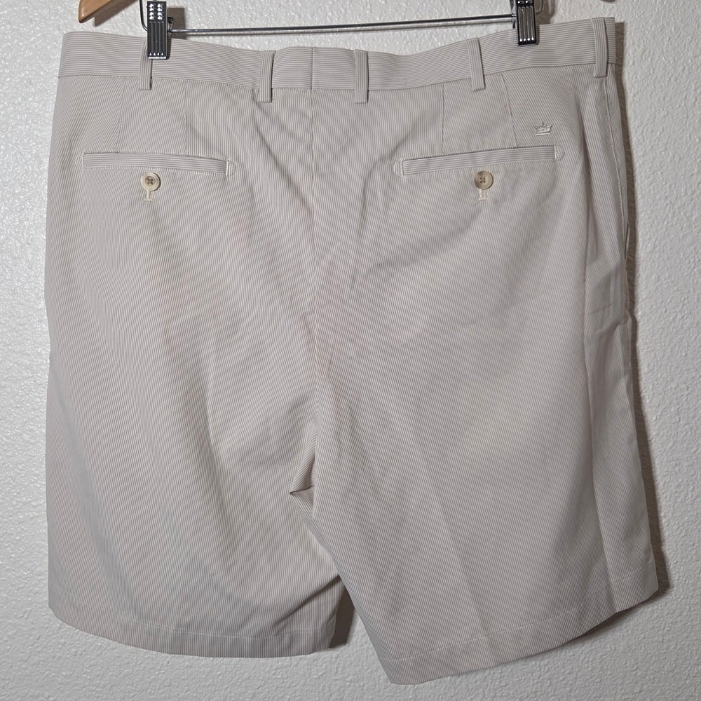 Peter Millar Crown Sport Wicking Golf Shorts 38 Tan Micro Stripe Performance 9" - Picture 3 of 9